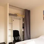 My House 8, Familiale -climatisation-metro Apartment