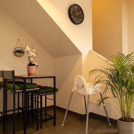 My House 8, Familiale -climatisation-metro 아파트 *