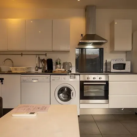 Appartamento My House 8, Familiale -climatisation-metro Lione